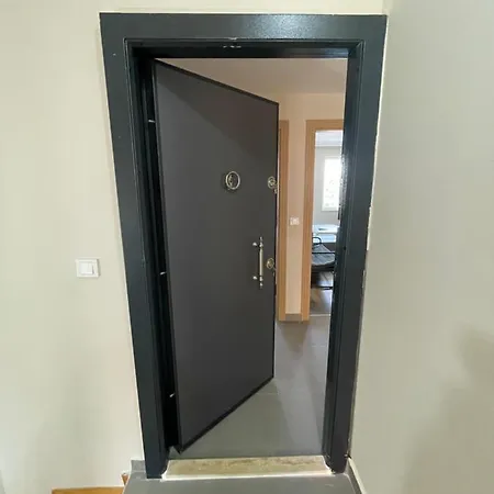 Brand New Building In Kundu, In The Heart Of Apartment *