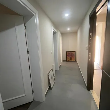 Apartment Brand New Building In Kundu, In The Heart Of Antalya